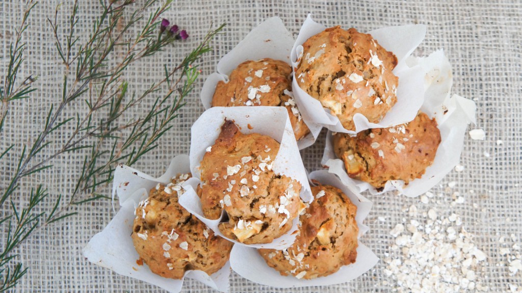 Ontbijtmuffins met appel en kaneel