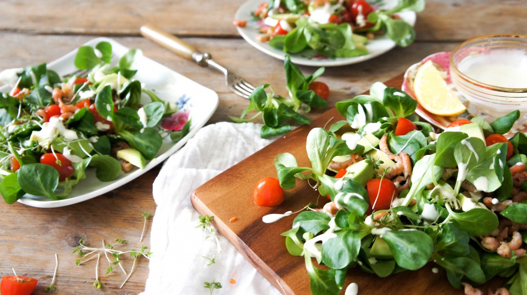 Salade met veldsla en Hollandse garnaaltjes