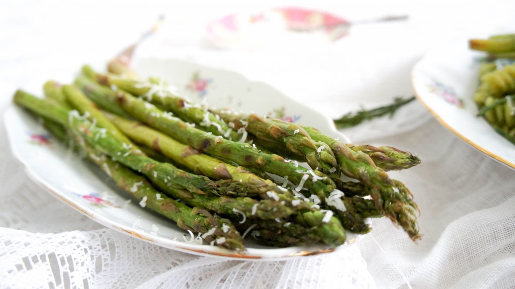 Pasta pesto met zeekraal en groene asperges