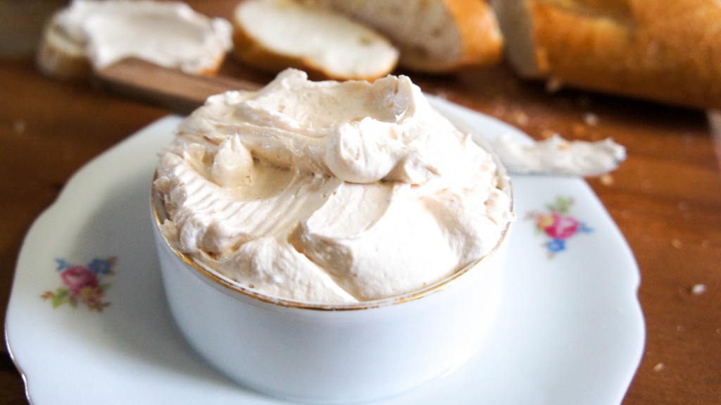 Tonijnboter, voor op brood of bij de borrel