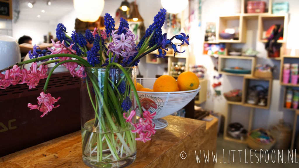 Galerie POP in Domburg voor lekkere koffie en huisgemaakte taartjes