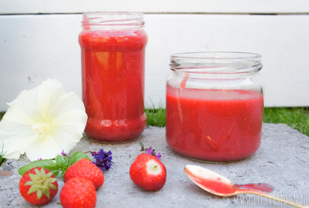 Sappenparade: zomers sapje met aardbei en framboos