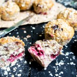 Muffins met framboos en pure chocolade