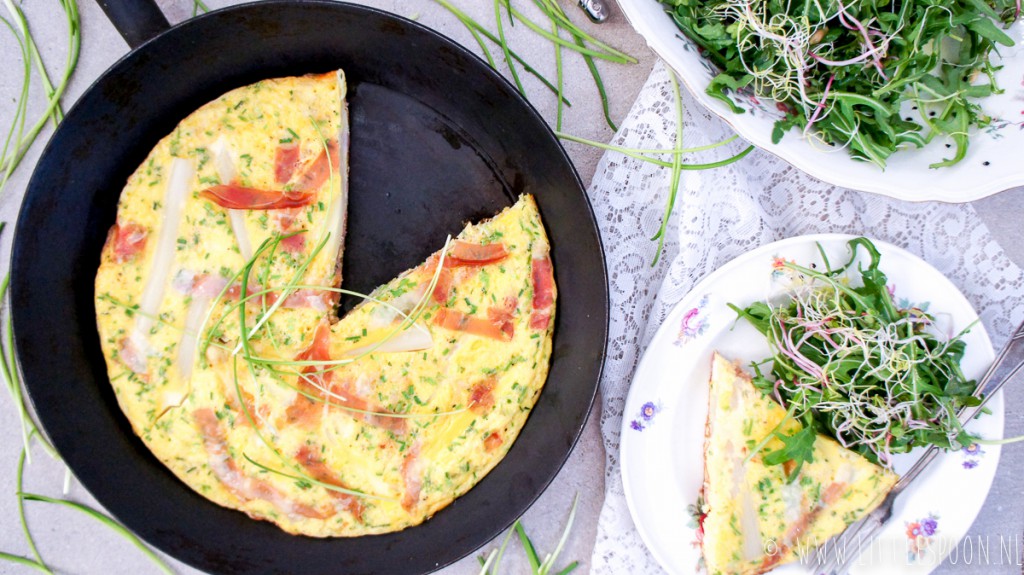 Frittata met witte asperges en parmaham