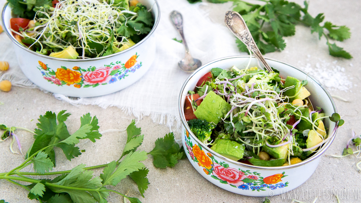 Makkelijke meeneemlunch: kikkererwtensalade met broccoli