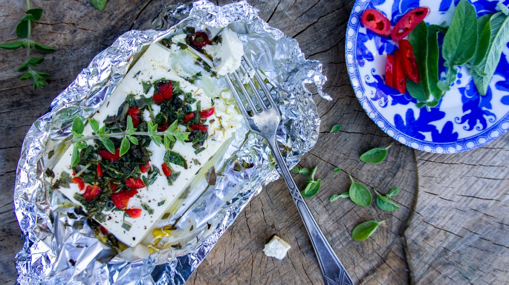 Gegrilde feta van de barbecue