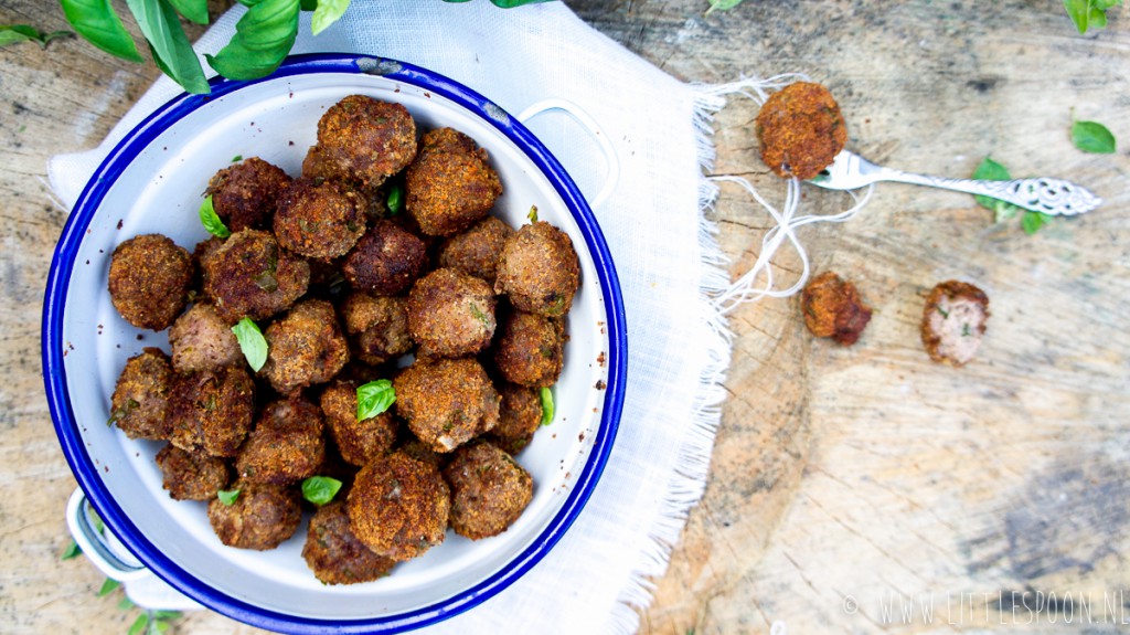 Voor bij de borrel // gepaneerde polpettes