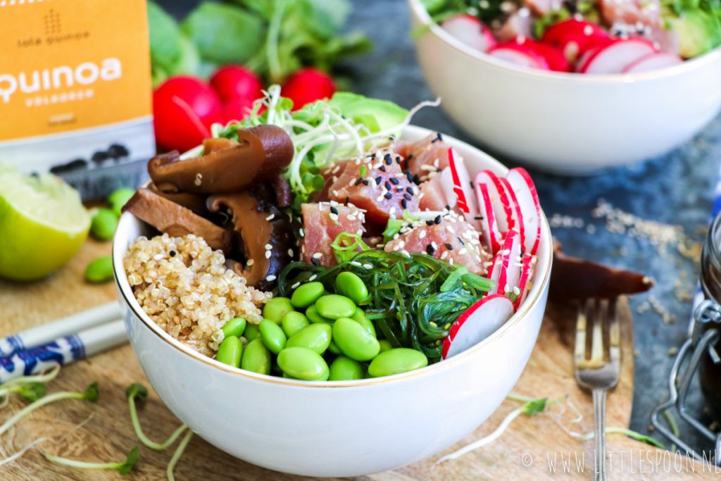 Sushibowl met tonijn, shii-takes en quinoa van Lola Quinoa