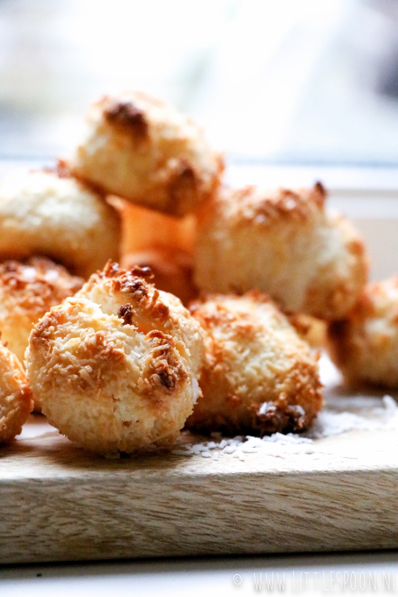 Super snelle kokosmakronen (met slechts 2 ingrediënten)