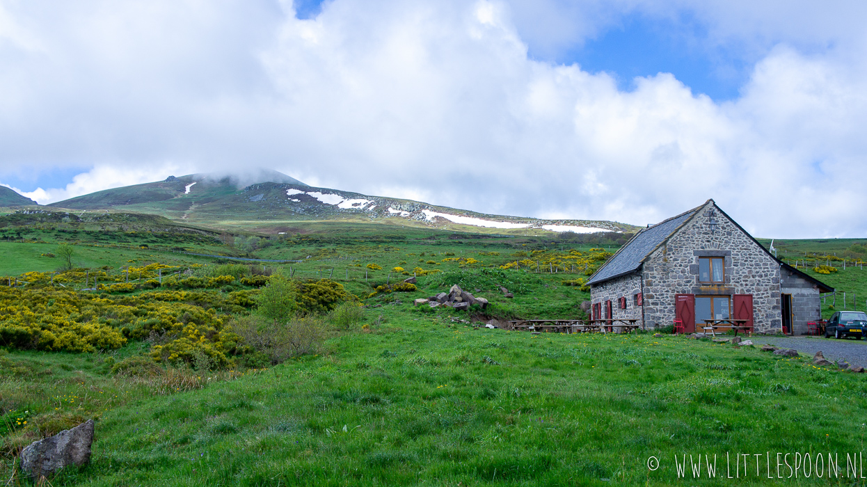 Reisdagboek Auvergne #2: wildplukken in de bergen