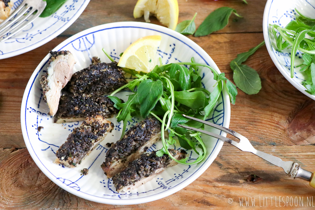 Gevulde kip met zwarte olijventapenade