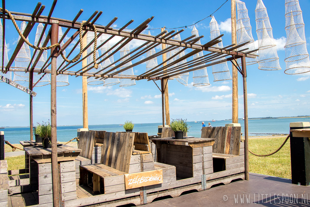 Foodjutters in Terneuzen // verse friet met uitzicht op de Westerschelde