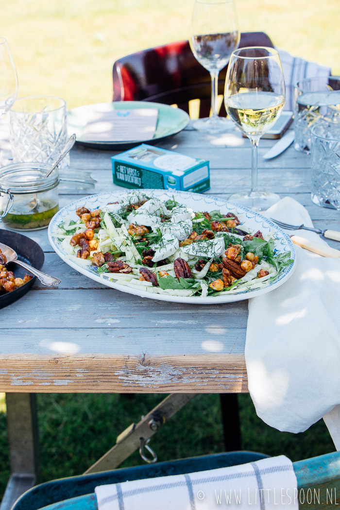 Venkelsalade met geitenkaas en honingnoten