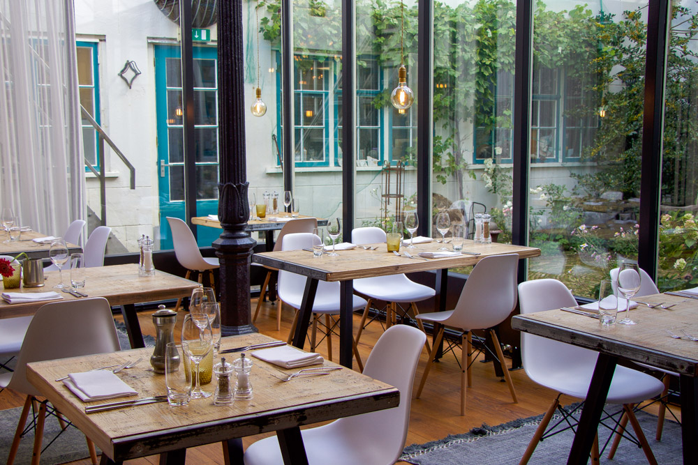 Het Vliegendt Hert // Uitbundig lunchen, lang tafelen en mooie wijnen