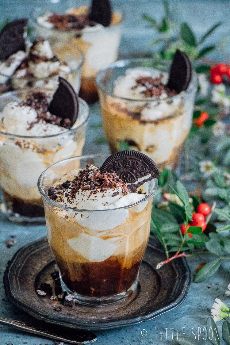 Affogato met Oreo koekjes, vanille-ijs en pure chocolade - Spoon