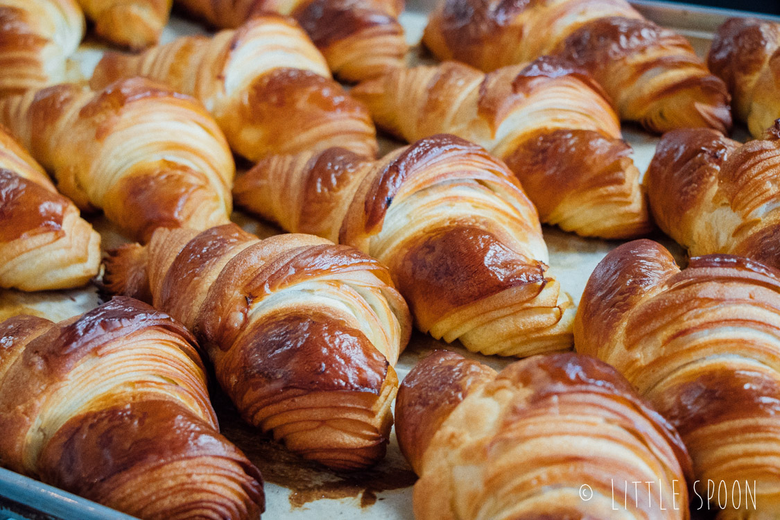 Luuks Brood & Patisserie in Middelburg // Croissants, desembrood, macarons en nog veel meer lekkers 