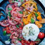 Salade caprese met burrata