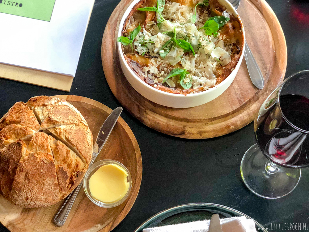 Bistro in den Koning in Waterlandkerkje // Om het Bourgondische leven in Zeeuws-Vlaanderen te vieren