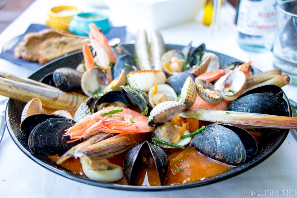 Eeterij Sjiek in Groede // Lekkerste coquilles en bouillabaisse ooit!