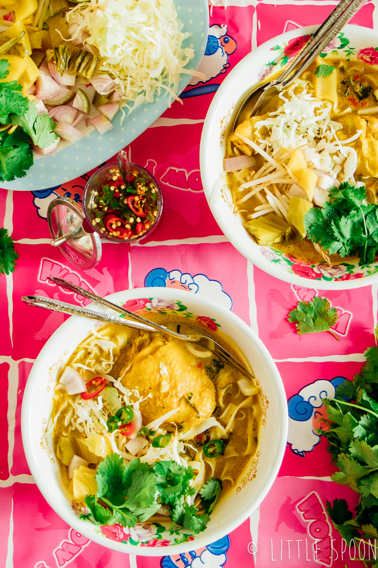 Khao soi // Thaise currysoep met noodles en kip