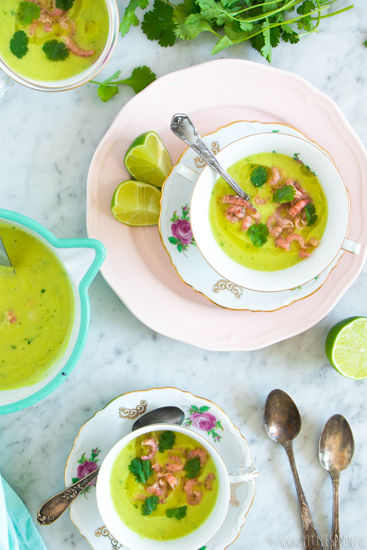 Frisse avocadosoep met Hollandse garnalen